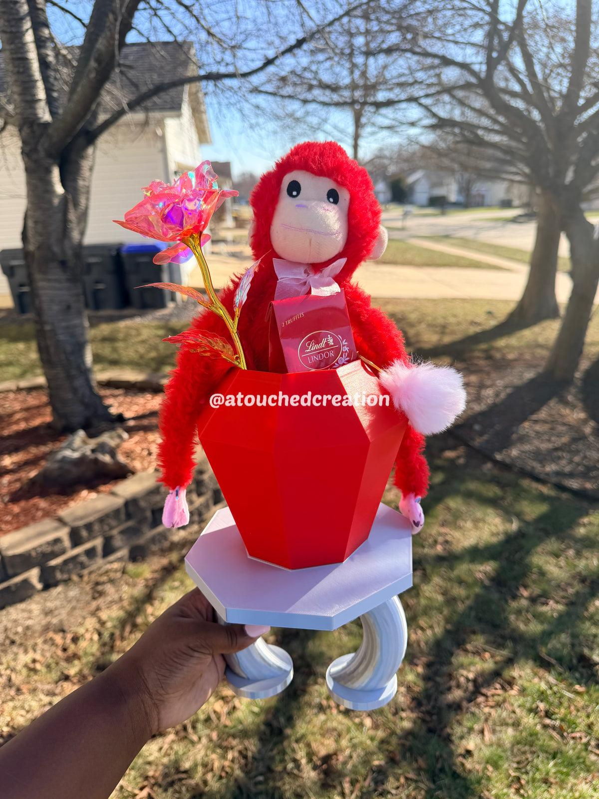 Jumbo valentine’s Day ring pop ￼