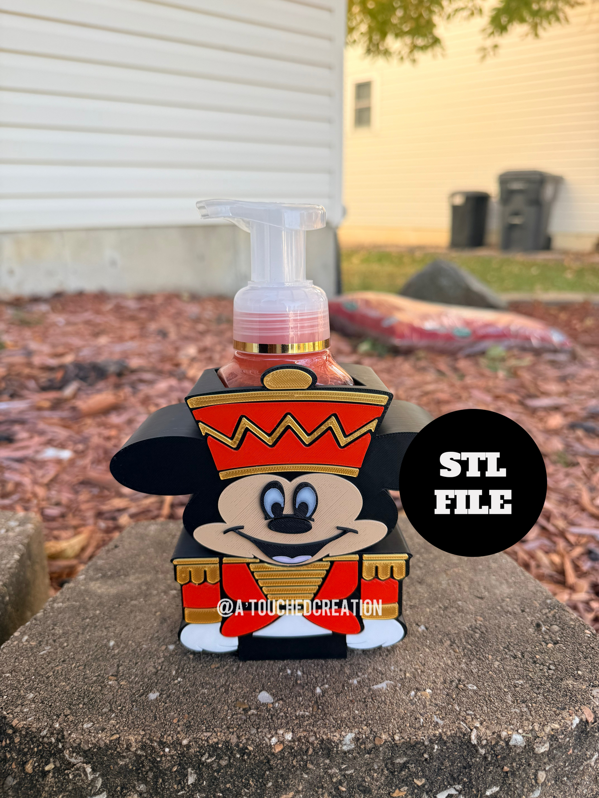 Micke (Y) Nutcracker Soap Holder 3D File